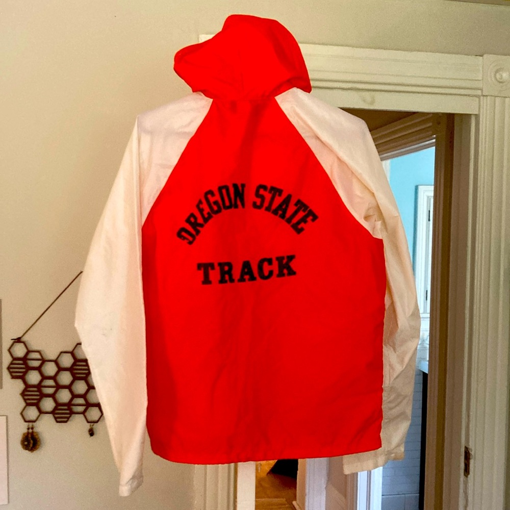 Vintage Oregon State Nike “blue tag” windbreaker.